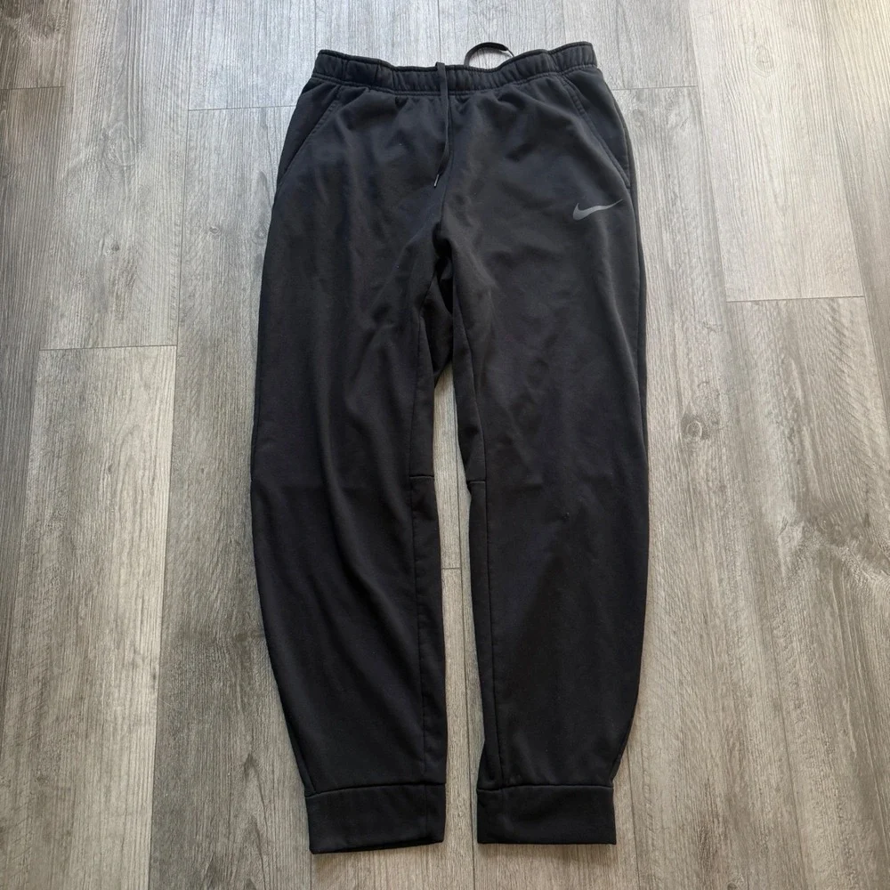 Nike Therma-Fit Mens XL Black Joggers Sweatpants Tapered Athletic Pants